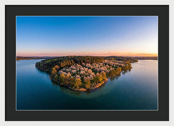 Peninsula Serenity At Dusk