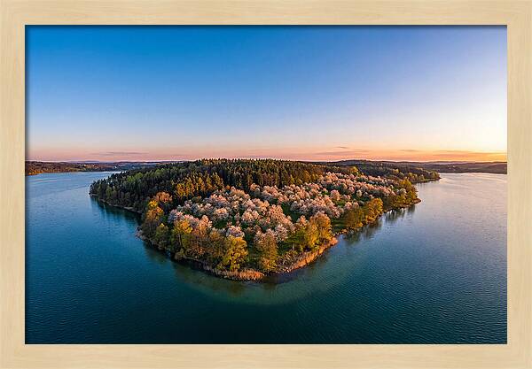 Peninsula Serenity At Dusk