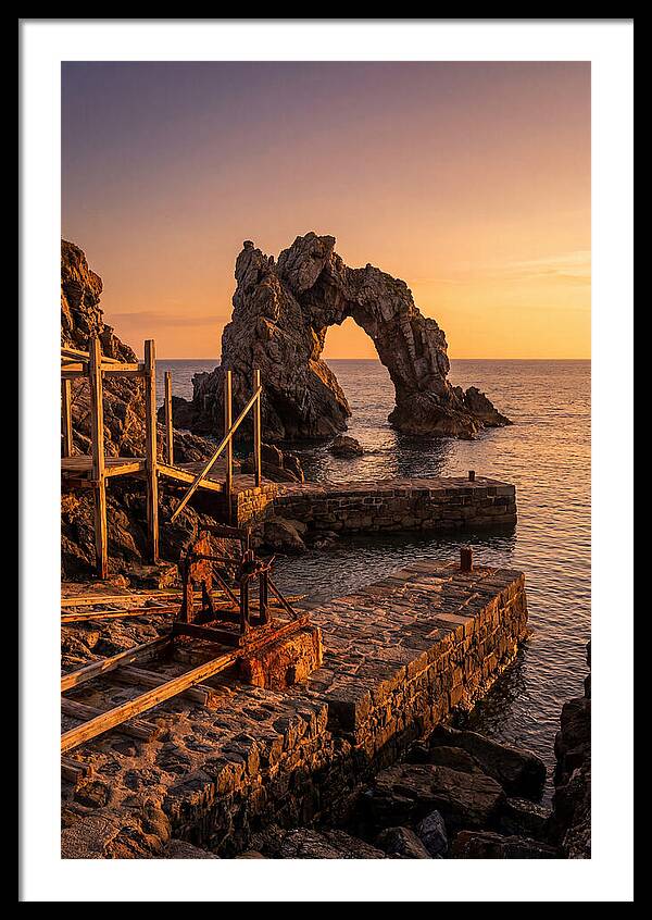 Plymouth Rock Sunset View