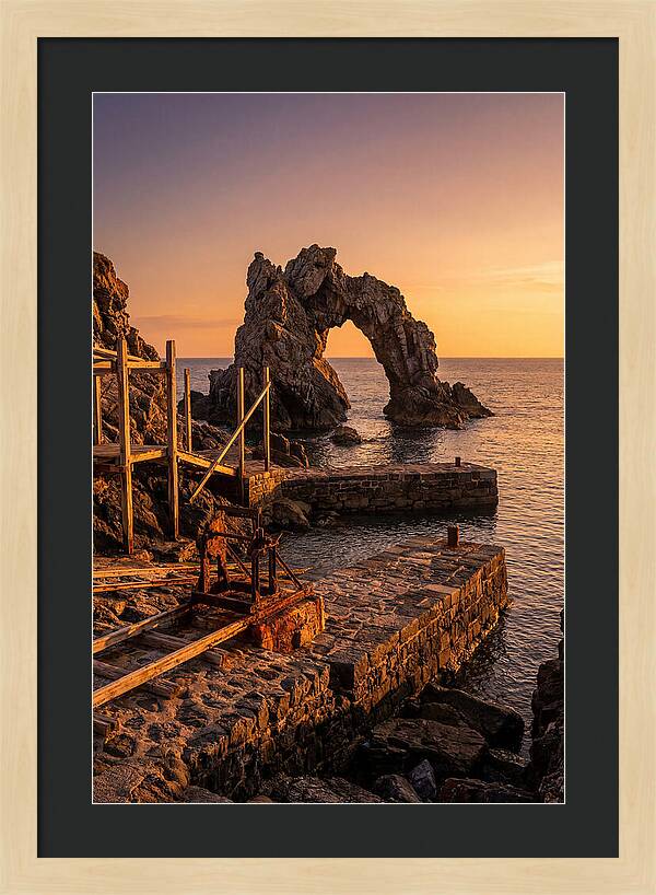 Plymouth Rock Sunset View