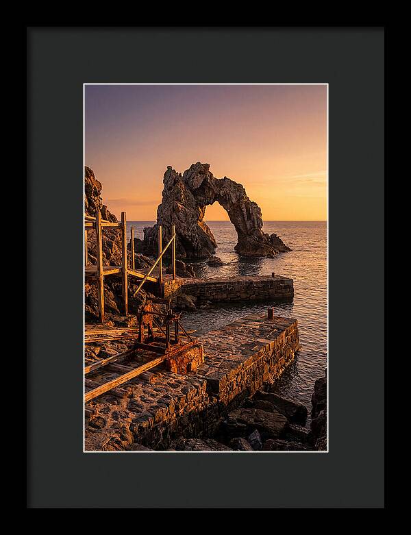 Plymouth Rock Sunset View