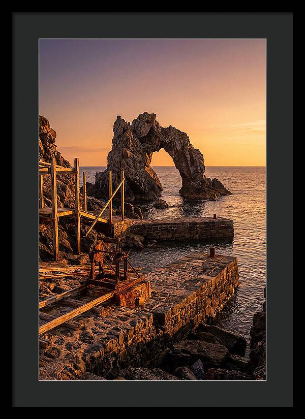 Plymouth Rock Sunset View