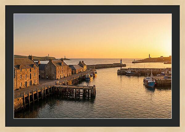 Plymouth Rock Waterfront Serenity