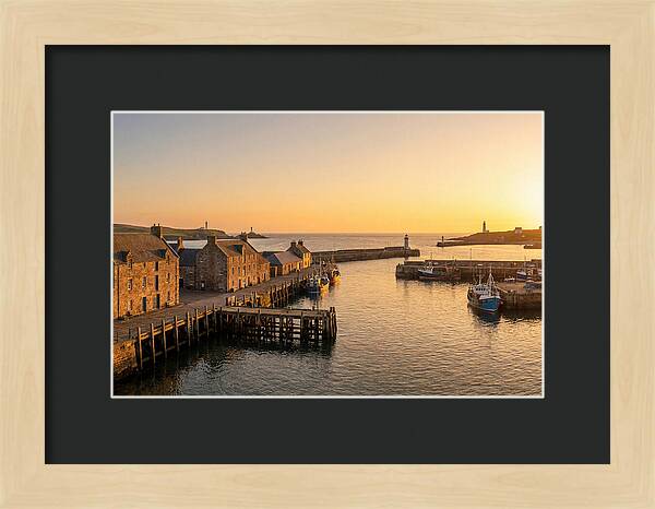 Plymouth Rock Waterfront Serenity