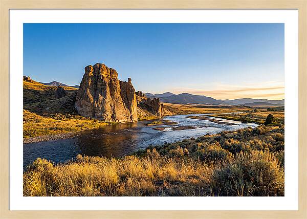 Pompeys Pillar At Sunset
