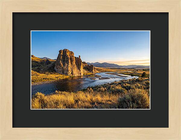 Pompeys Pillar At Sunset
