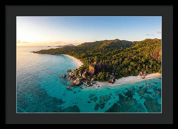Praslin Island Serenity
