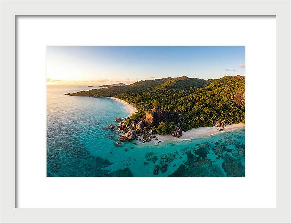Praslin Island Serenity