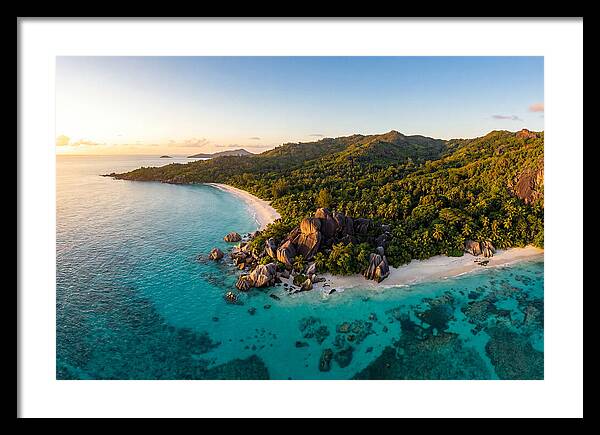 Praslin Island Serenity