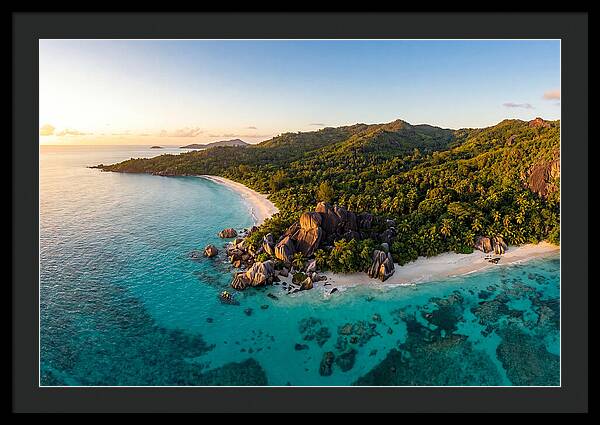 Praslin Island Serenity