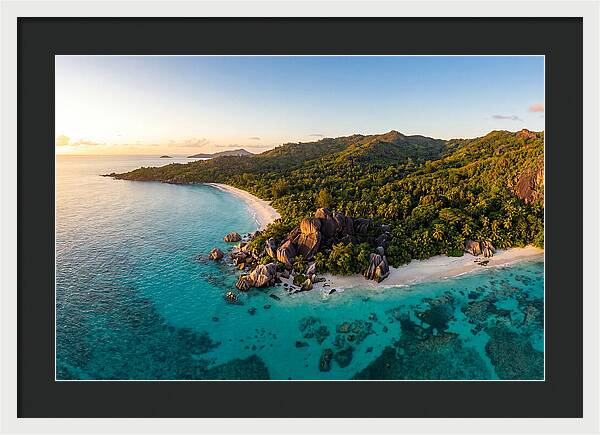 Praslin Island Serenity