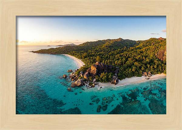 Praslin Island Serenity