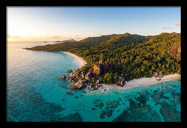 Praslin Island Serenity