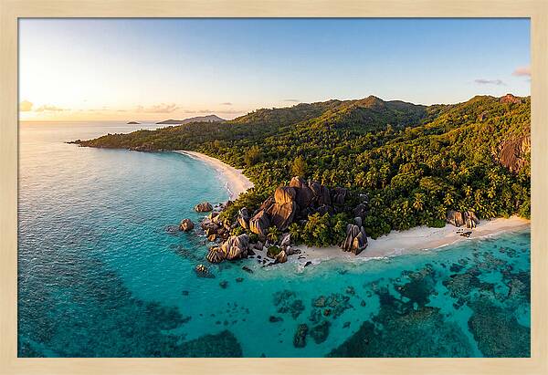 Praslin Island Serenity