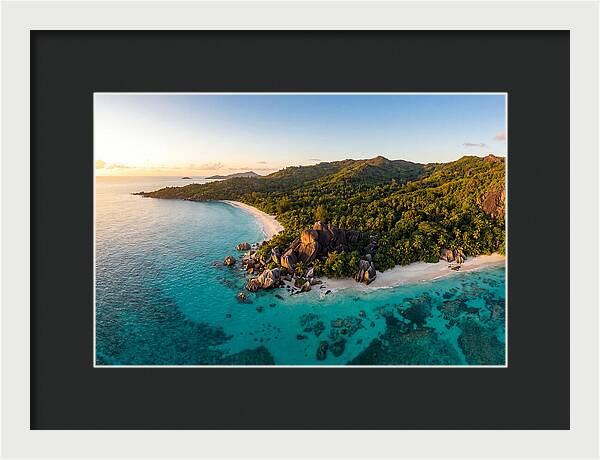 Praslin Island Serenity
