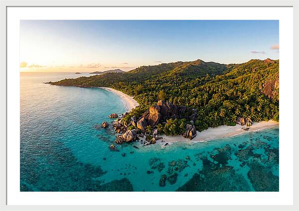 Praslin Island Serenity