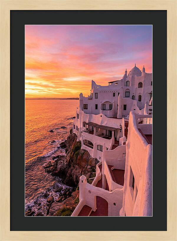 Punta Del Este Casapueblo Sunset