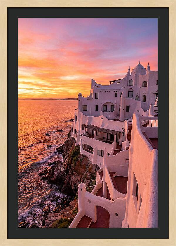 Punta Del Este Casapueblo Sunset