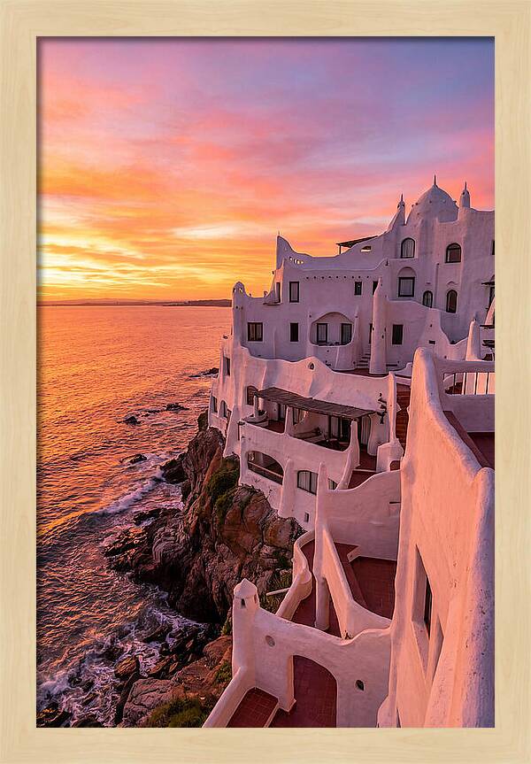 Punta Del Este Casapueblo Sunset