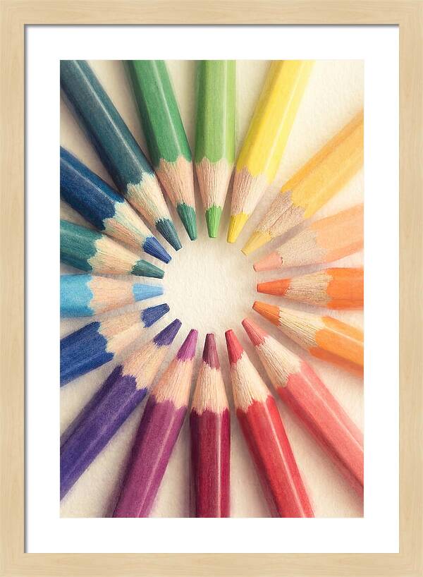 Rainbow Circle Of Color Pencils