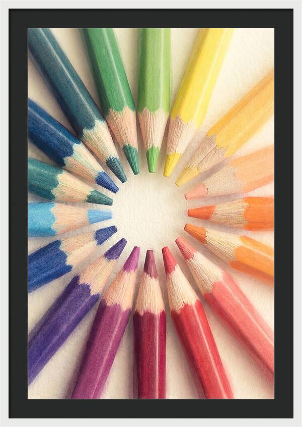 Rainbow Circle Of Color Pencils