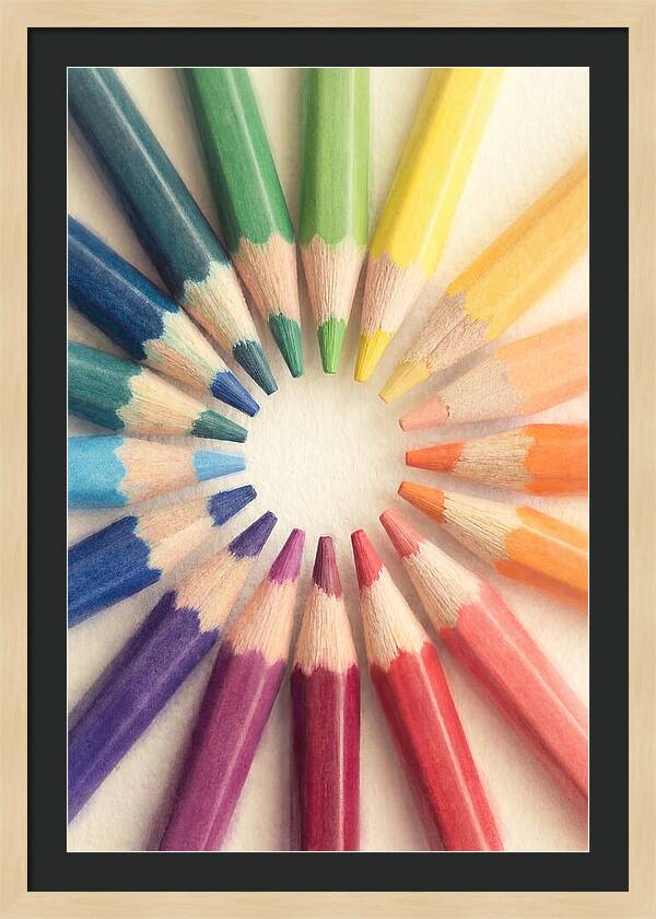 Rainbow Circle Of Color Pencils