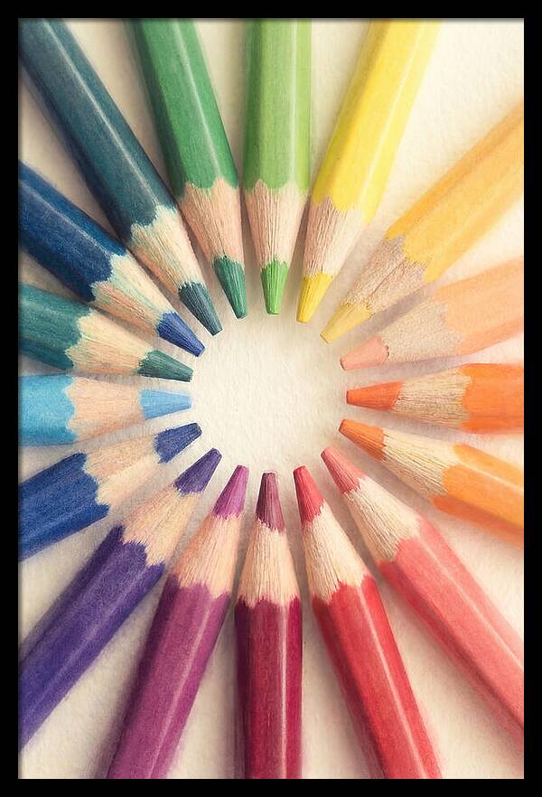 Rainbow Circle Of Color Pencils