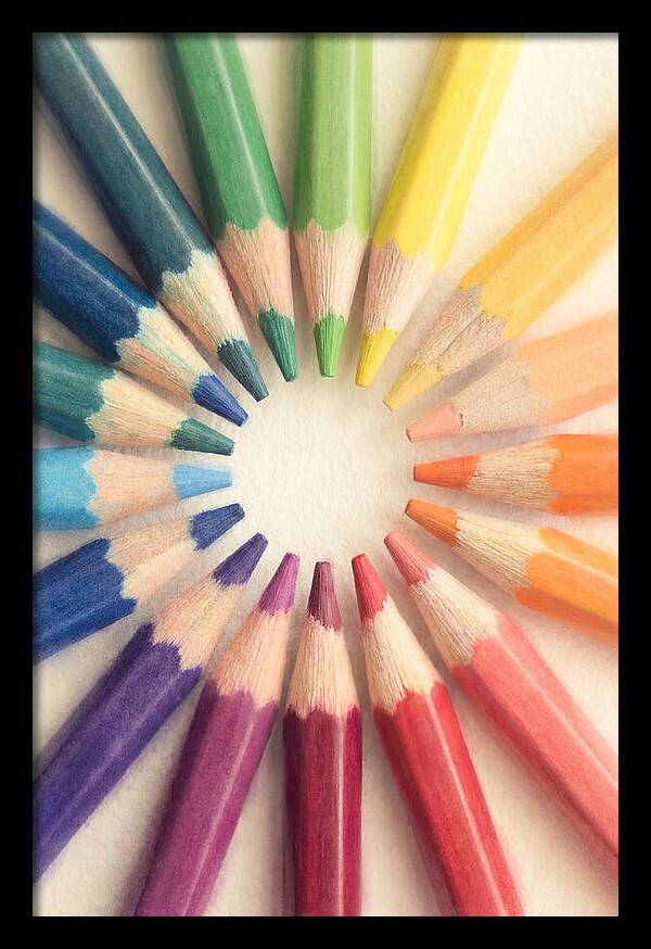 Rainbow Circle Of Color Pencils