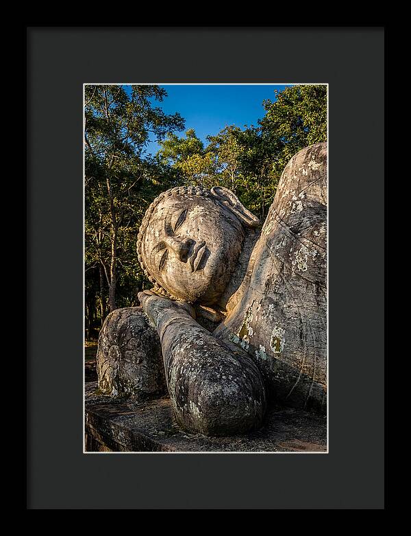 Reclining Buddha Of Polonnaruwa