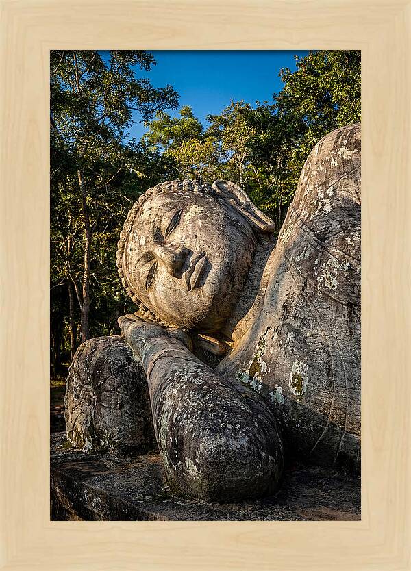 Reclining Buddha Of Polonnaruwa