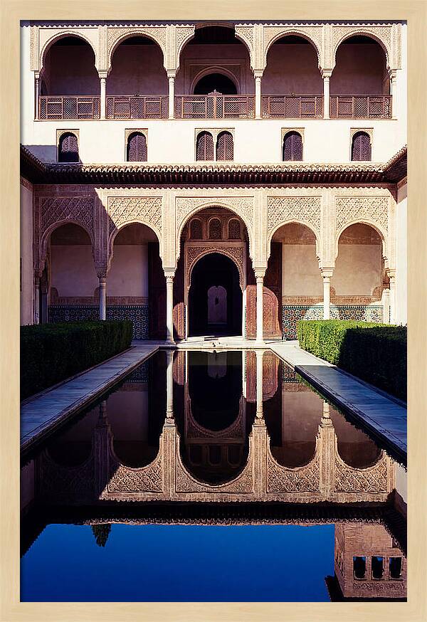 Reflections In The Court Of Myrtles