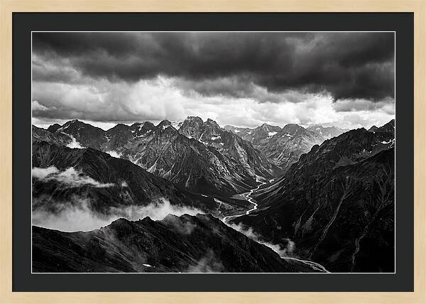 Ridge Vista In Black And White