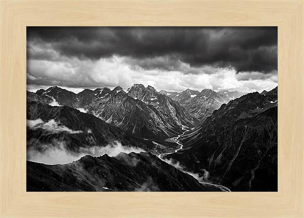 Ridge Vista In Black And White