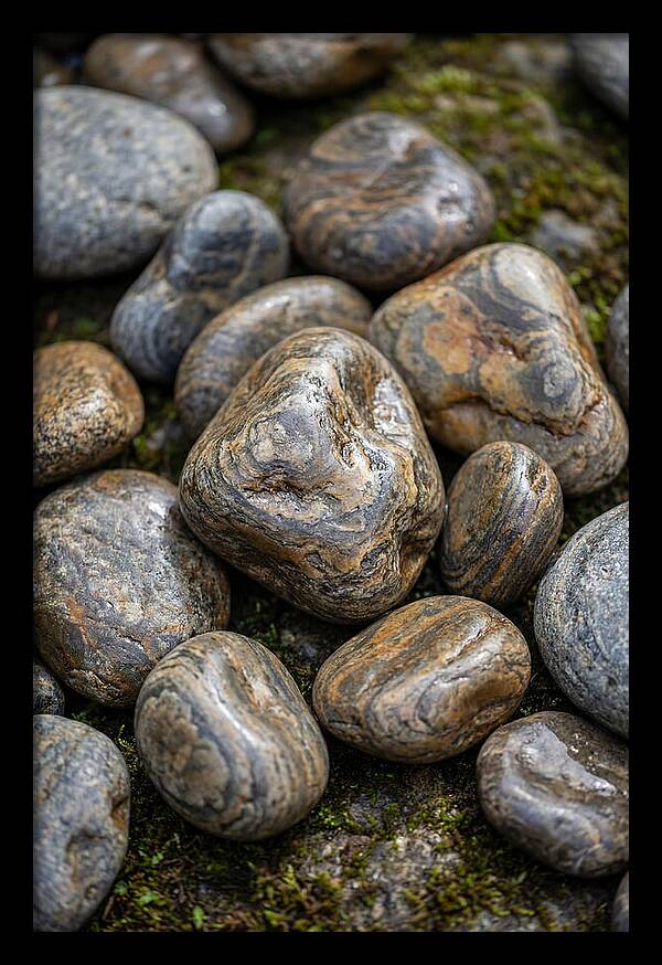 River Stone Patterns