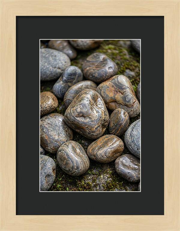 River Stone Patterns