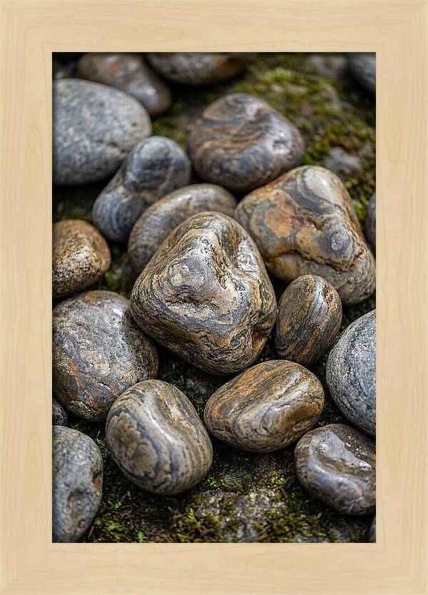 River Stone Patterns
