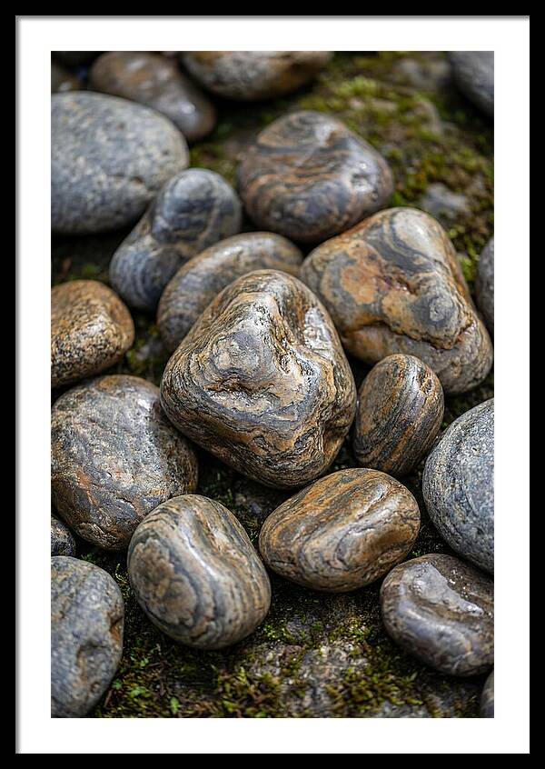 River Stone Patterns