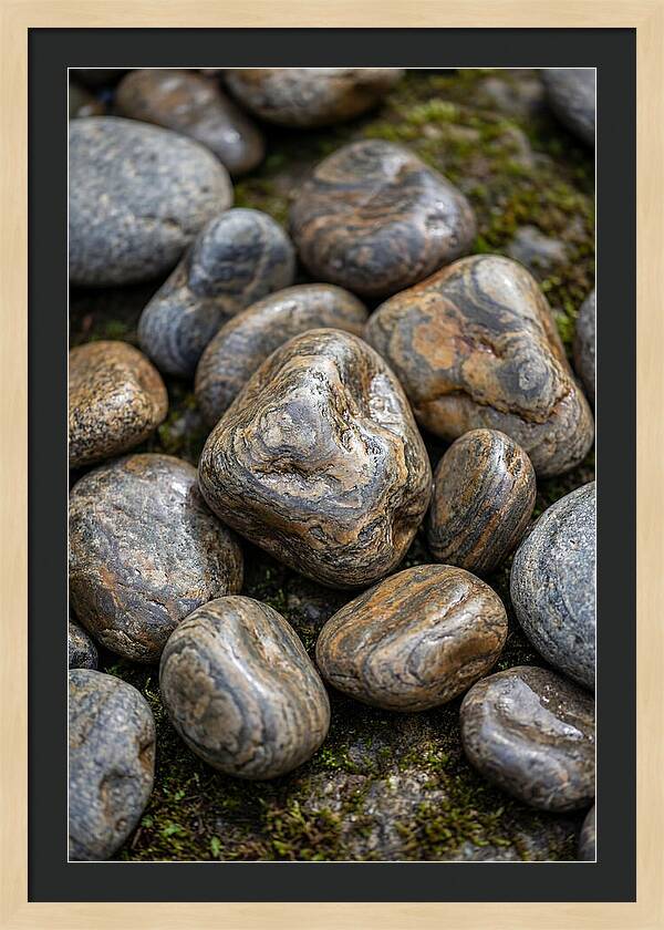 River Stone Patterns