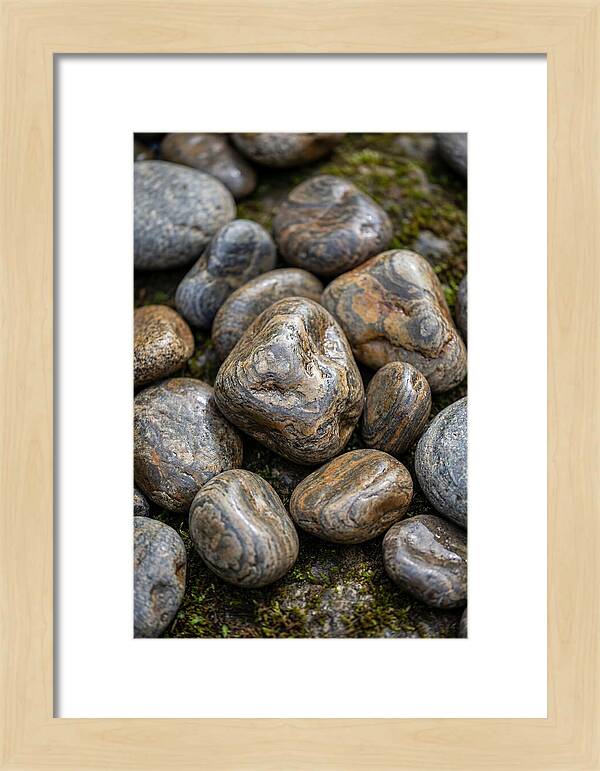 River Stone Patterns