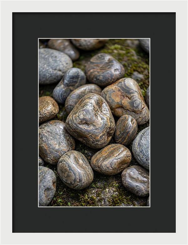 River Stone Patterns
