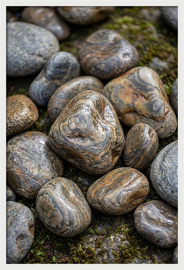 River Stone Patterns