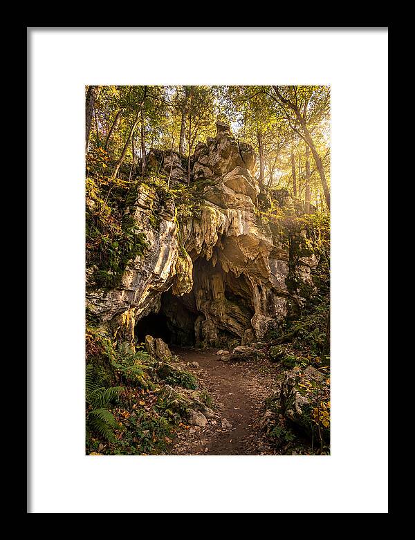 Robbers Cave Entrance