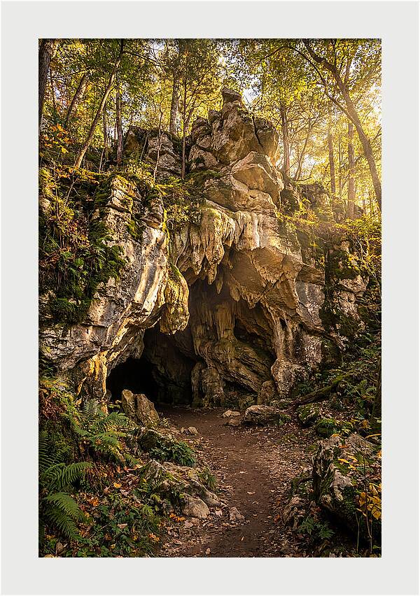 Robbers Cave Entrance