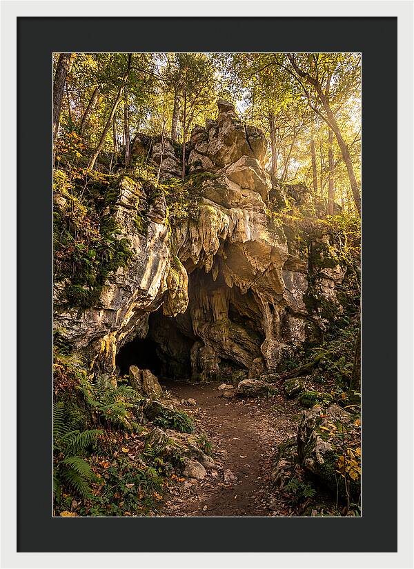 Robbers Cave Entrance