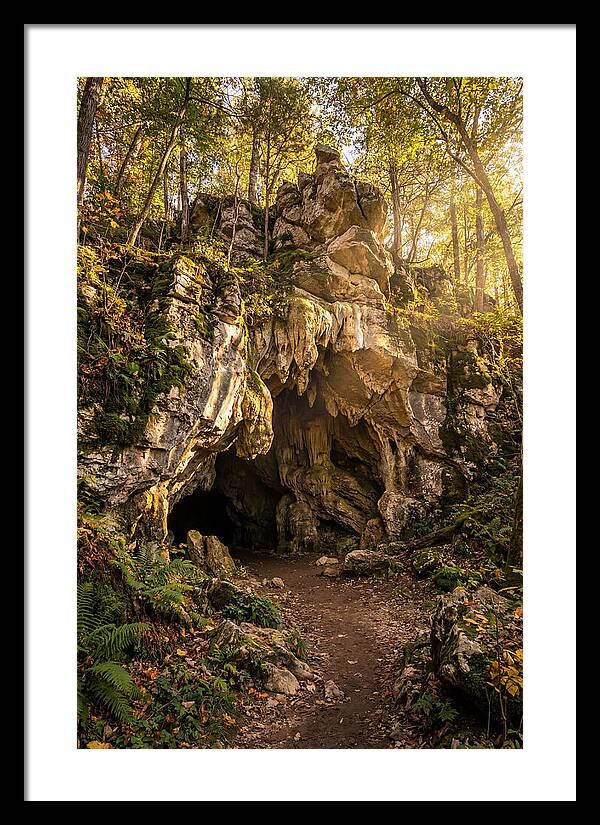 Robbers Cave Entrance