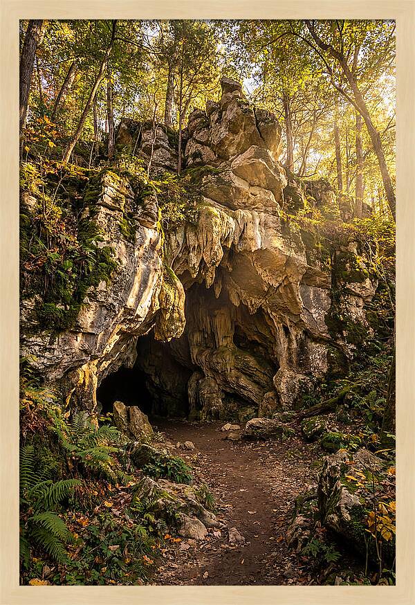 Robbers Cave Entrance
