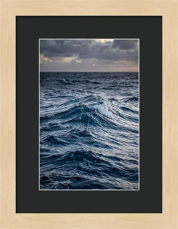 Rolling Swell Ocean