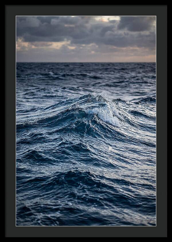 Rolling Swell Ocean