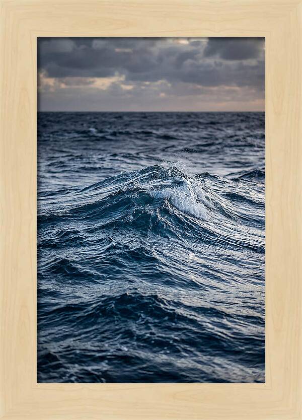 Rolling Swell Ocean