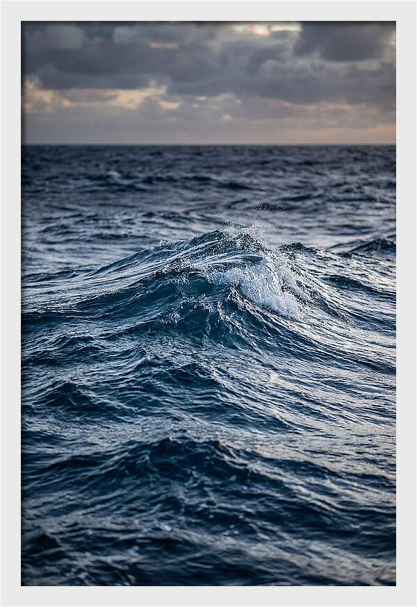 Rolling Swell Ocean